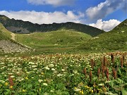 77 Scendendo al Lago delle trote (2107 m)